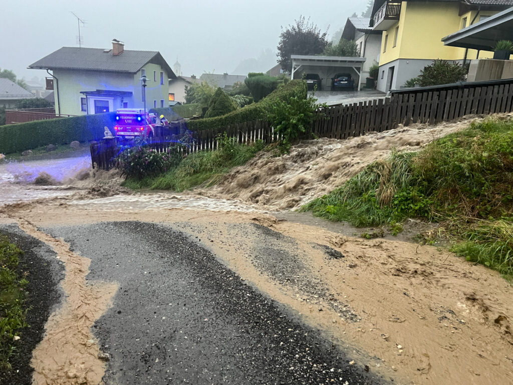 17.08.2024 | T07 – Unwettereinsätze und Zivilschutzwarnung in Mautern